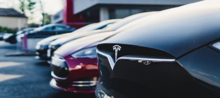Новый максимум в акциях Tesla, капитализация выше $600 млрд