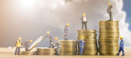 Названы самые высокооплачиваемые неофисные профессии